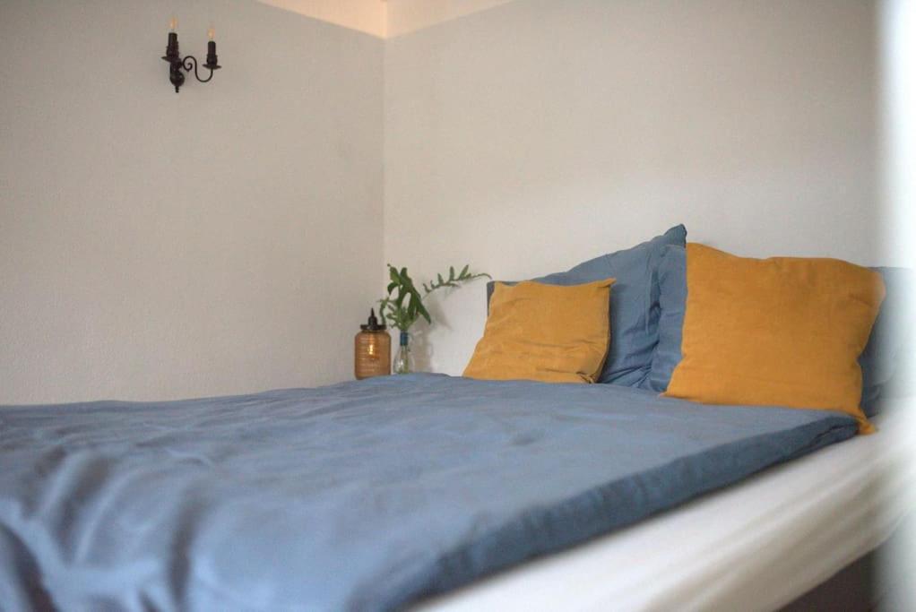 Gemuetliche Souterrain Wohnung Luneburg Bagian luar foto